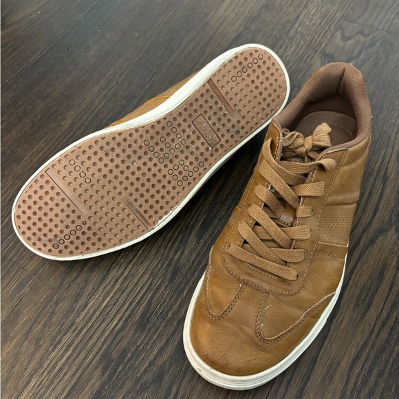 Perry Ellis Tan Leather Men's Sneakers - Picture 6 of 8